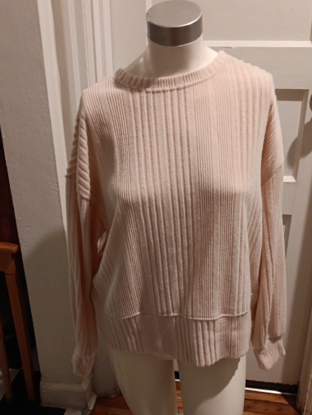 Women’s Cream Ribbed Cross-Back Sweater